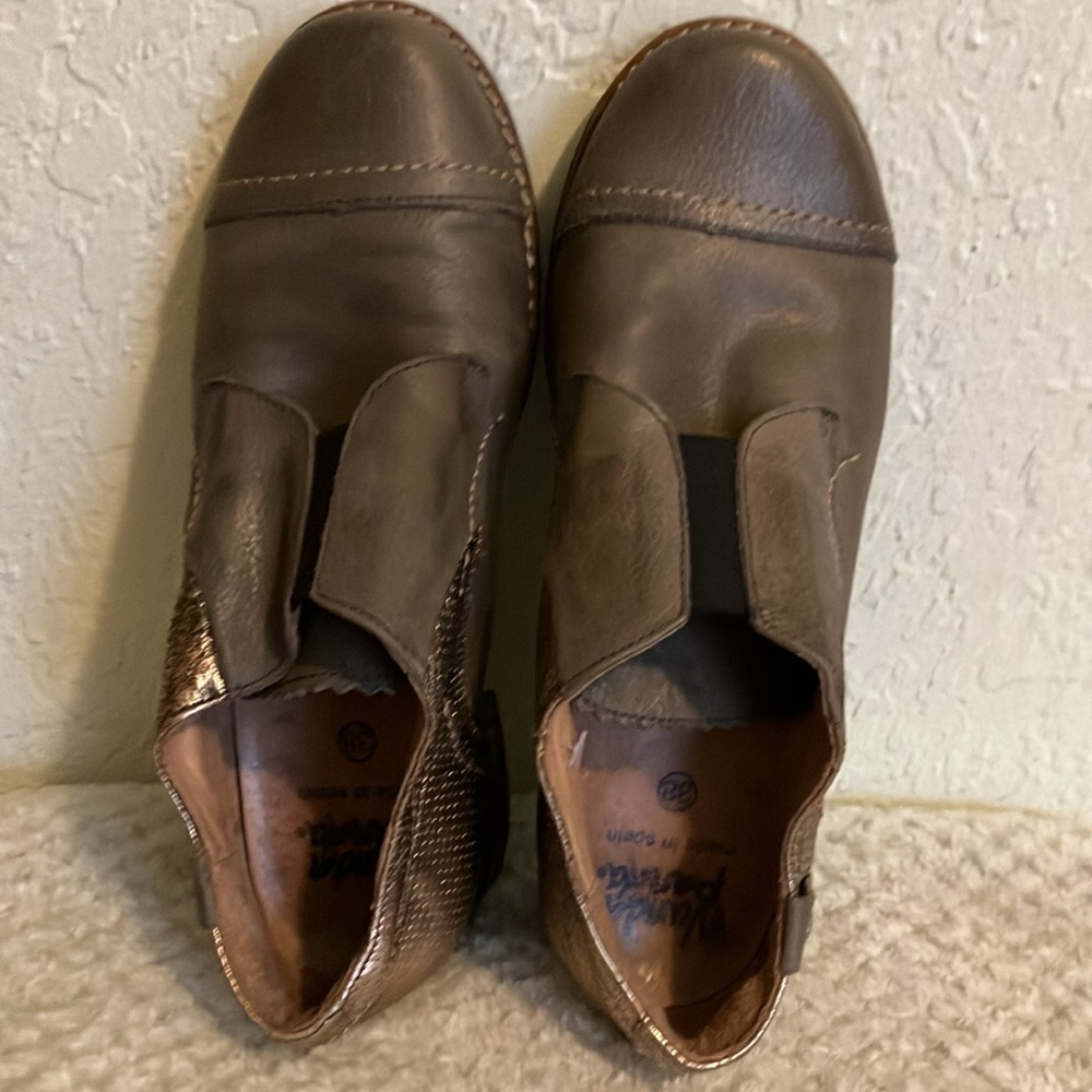 Women’s  Wanda Panda Vita Gris Combi Leather Slip on Shoes Elastic Goring 7.5
